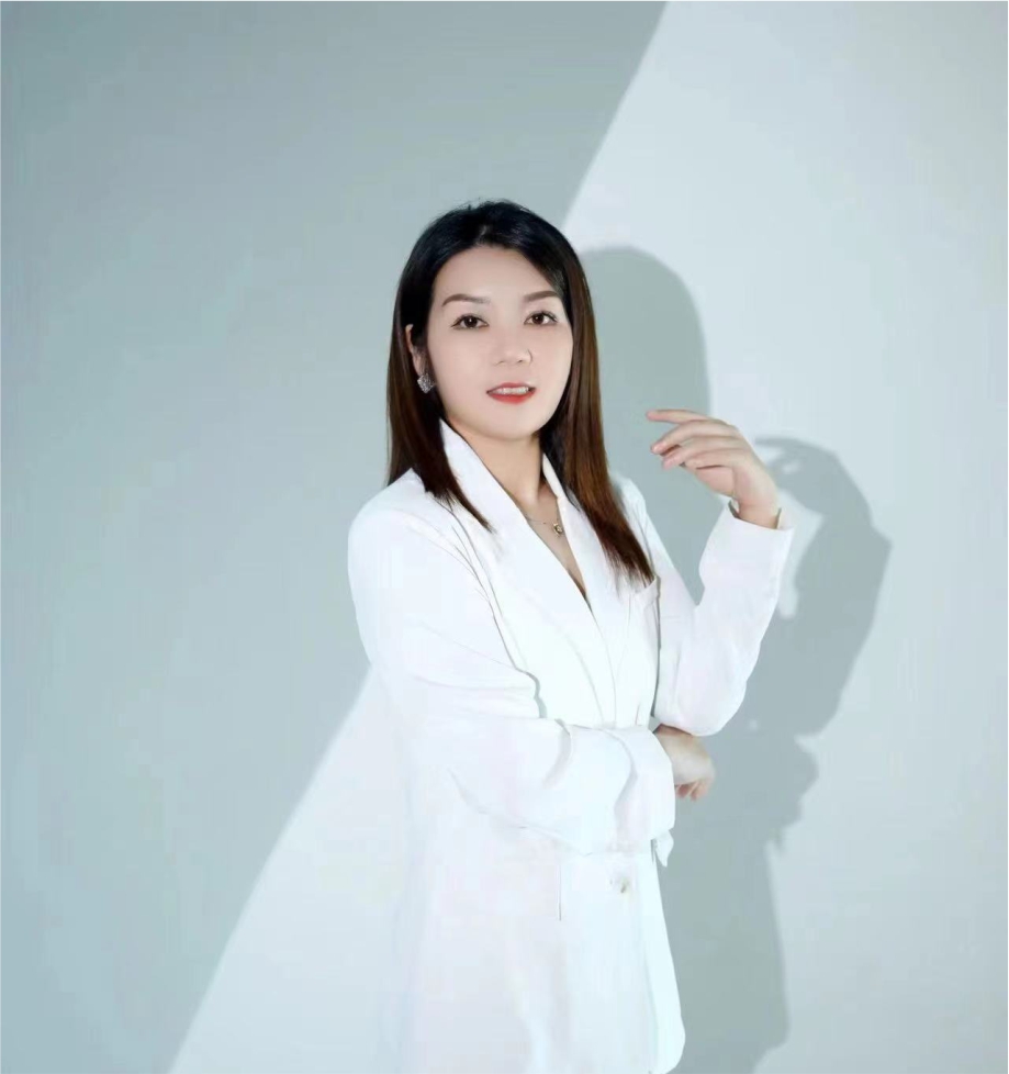 上海高级纹绣师---李小林