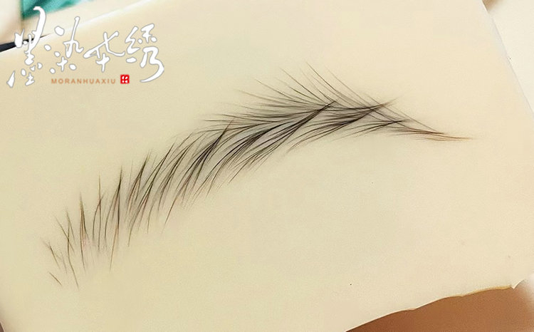 美瞳线和眼线有什么不一样？